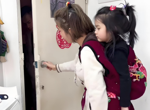家暴离婚民事法律规定了孩子会归没有家庭暴力的一方来抚养